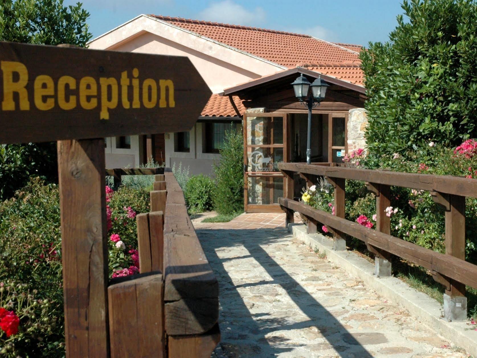 Hotel Tenuta Dell'Argento Resort Чивитавеккья Экстерьер фото